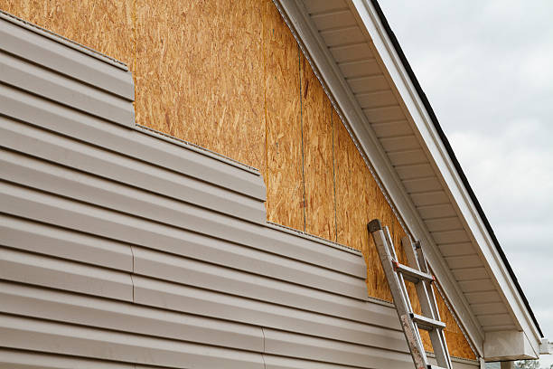 24/7 Emergency Siding experts in Springfield, MN